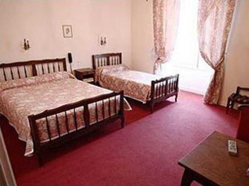 Hotel Des 3 Marchands نانت المظهر الخارجي الصورة