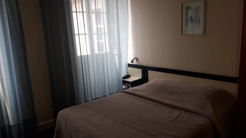 Hotel Des 3 Marchands نانت المظهر الخارجي الصورة